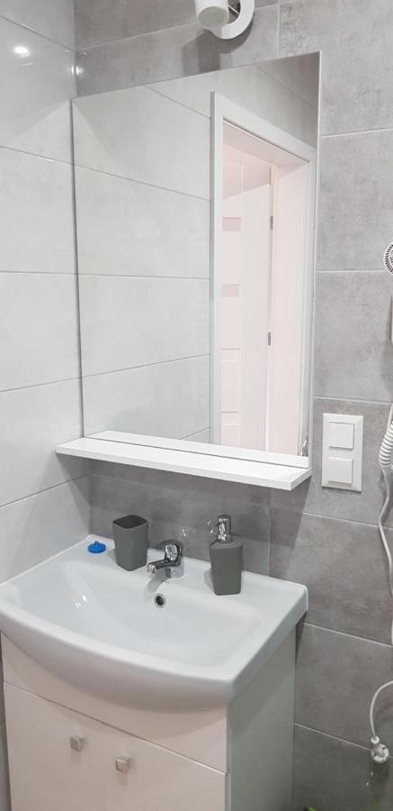 Apartamenty Maja -Pokoje - Domy Wakacyjne -Basen Podgrzewany -Jacuzzi - Sauna ウェバ エクステリア 写真