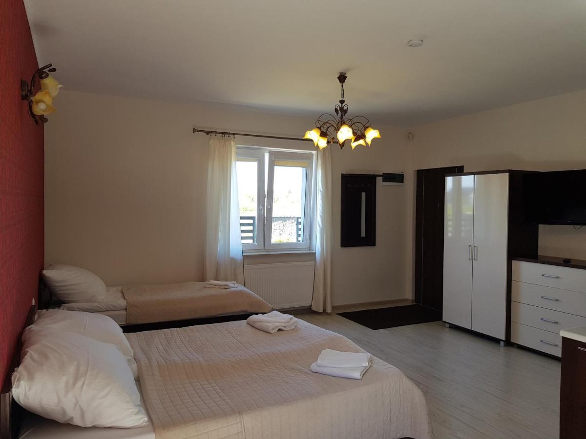 Apartamenty Maja -Pokoje - Domy Wakacyjne -Basen Podgrzewany -Jacuzzi - Sauna ウェバ エクステリア 写真