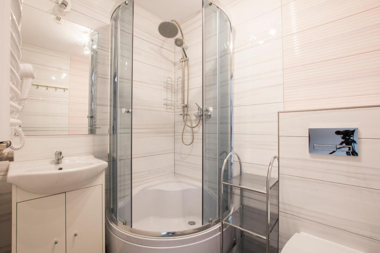 Apartamenty Maja -Pokoje - Domy Wakacyjne -Basen Podgrzewany -Jacuzzi - Sauna ウェバ エクステリア 写真