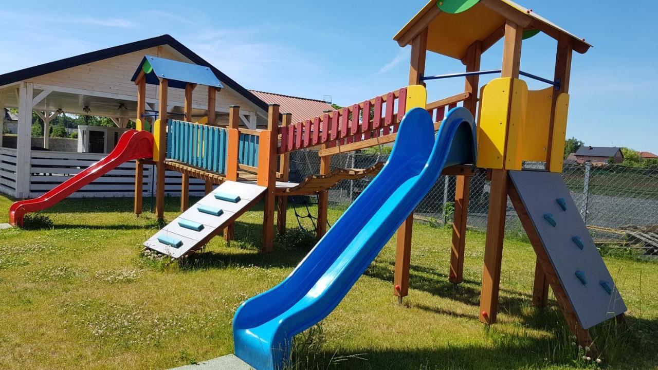 Apartamenty Maja -Pokoje - Domy Wakacyjne -Basen Podgrzewany -Jacuzzi - Sauna ウェバ エクステリア 写真