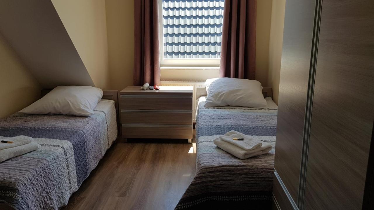 Apartamenty Maja -Pokoje - Domy Wakacyjne -Basen Podgrzewany -Jacuzzi - Sauna ウェバ エクステリア 写真
