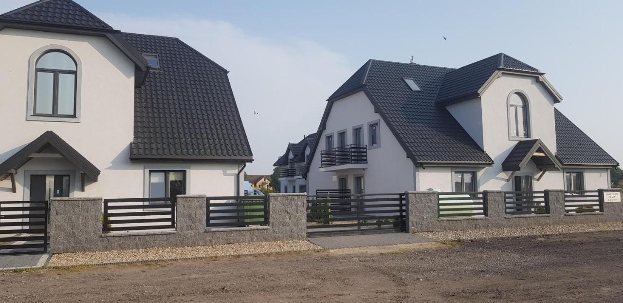 Apartamenty Maja -Pokoje - Domy Wakacyjne -Basen Podgrzewany -Jacuzzi - Sauna ウェバ エクステリア 写真